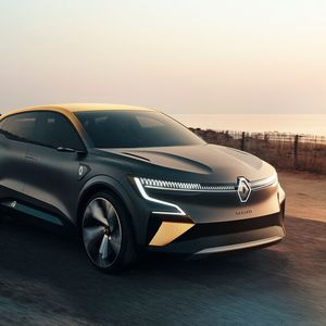 Der Mégane E-Vision ist ein Ausblick auf die nächste E-Antriebsgeneration von Renault.(Bild:  Renault)