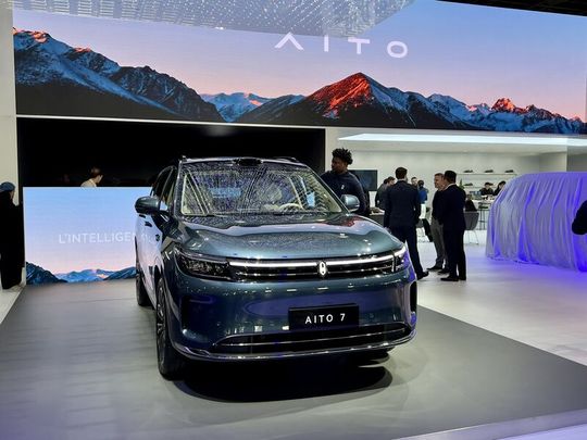 Hongqi is presenting the EH7 electric sedan and the EHS7 SUV at its stand.(Bild:  Dirk Kunde)