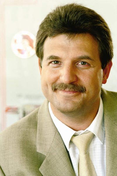 Andreas Thome, Produktmanager PC-Control:  „Viel Rechenleistung auf kleinstem Raum - das beflügelt die Fantasie der Ingenieure und Designer. Beckhoff wird erste Produkte mit Intels Atom-Prozessor zur SPS/IPC/DRIVES zeigen“. (Archiv: Vogel Business Media)