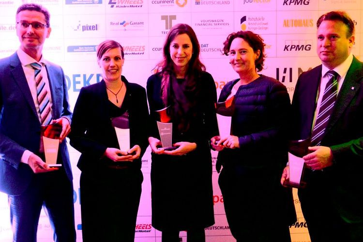 Die Sieger des Automotive-Topcareer-Awards 2015 im Gruppenbild. Es fehlt Vera Winter von der Robert Bosch GmbH. (Foto: IFA)