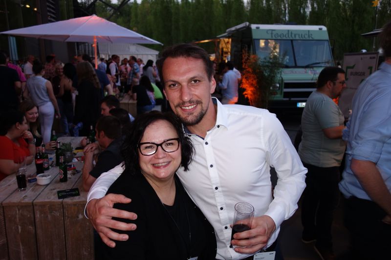 Susanne Nas, iiyama, mit Manuel Starke, bluechip. (Bild: IT-BUSINESS)