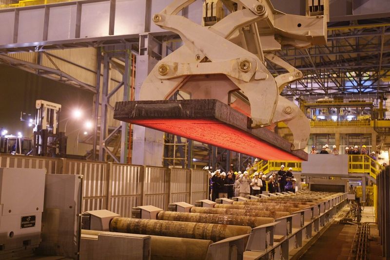 2010 wurde die ersten Bramme im brasilianischen Stahlwerk von Thyssen-Krupp produziert. (Bild: Thyssen-Krupp)