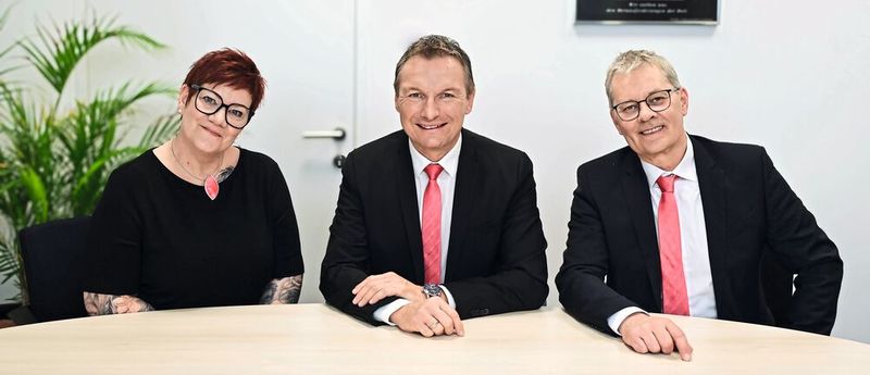 Alexandra Bruckmüller, Martin Berger und Helmut Radinger (v. l.) haben Eplan Österreich gemeinsam aufgebaut.(Bild:  Erwin Tatzberger)