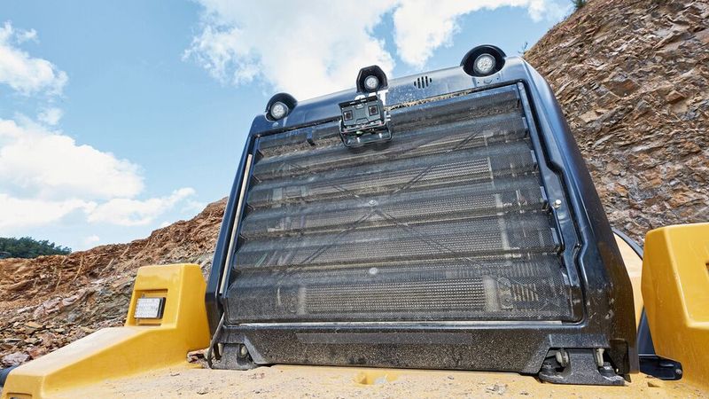 Überwachung des Rückraums eines Radladers zur Kollisionsvermeidung mit dem Visionary AI-Assist von Sick. (Bild: Sick)