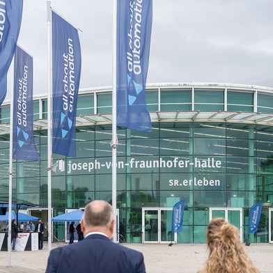 Die „all about automation“ findet in diesem Jahr noch in Zürich, Chemnitz und Düsseldorf statt. Im nächsten Jahr können Interessierte sie in Berlin, Friedrichshafen, Gorinchem (Niederlande), Heilbronn, Hamburg, Chemnitz, Graz (Österreich) sowie Düsseldorf besuchen.  (Bild: Easyfairs Deutschland GmbH)