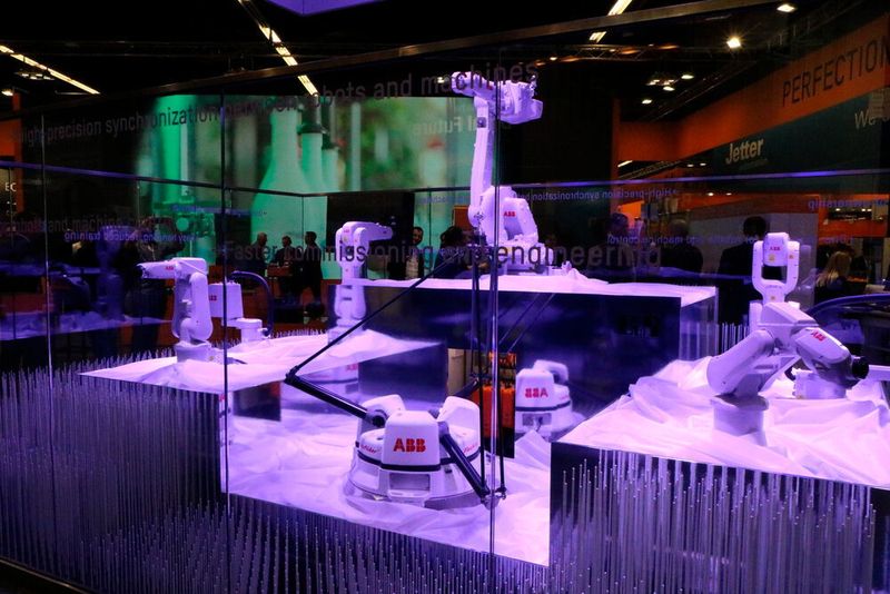 ABB zeigte gemeinsam mit B&R, wie Roboterintegration einfach gelingen kann.  (K.Juschkat/elektrotechnik/konstruktionspraxis)