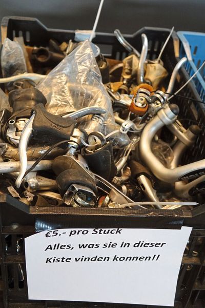 Selbst Besitzer zweirädriger Fahrzeuge ohne Motor kommen bei der Bremen Classic Motorshow auf ihre Kosten. (Bild: Dominsky –  »kfz-betrieb«)