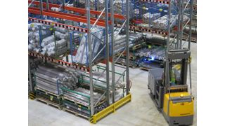 In Erfurt hat Hermes Fulfiment nun Deutschlands größtes Teppichlager in Betrieb genommen. Es bietet eine Fläche von rund 50.000 Quadratmetern und kann maximal 320.000 Teppiche aufnehmen, die bis zu drei Quadratmeter groß sein können. Hier die Details. (Bild: Hermes Fulfilment)