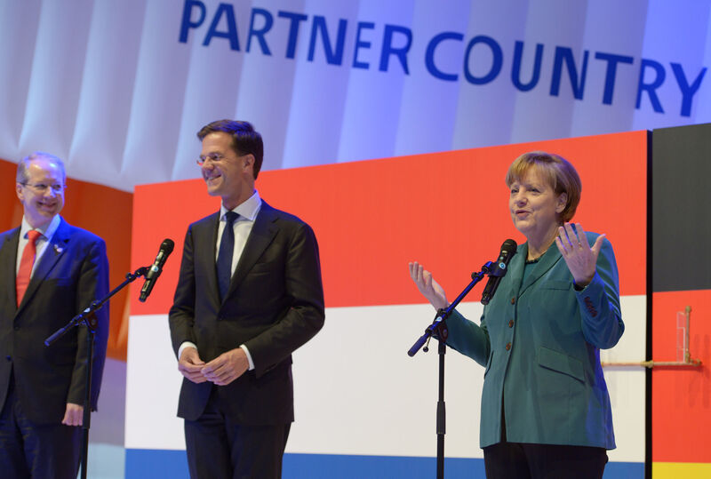 Eröffnungsrundgang der Bundeskanzlerin der Bundesrepublik Deutschland, Dr. Angela Merkel,  mit dem Ministerpräsidenten des Königreichs der Niederlande, H.E. Mark Rutte, am Montagmorgen auf der Hannover Messe 2014. (Deutsche Messe)