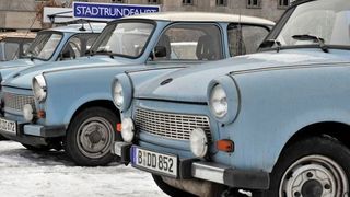 In Ostdeutschland wächst die Zahl der Oldtimer mit H-Kennzeichen überproportional. (picture alliance/imageBROKER)