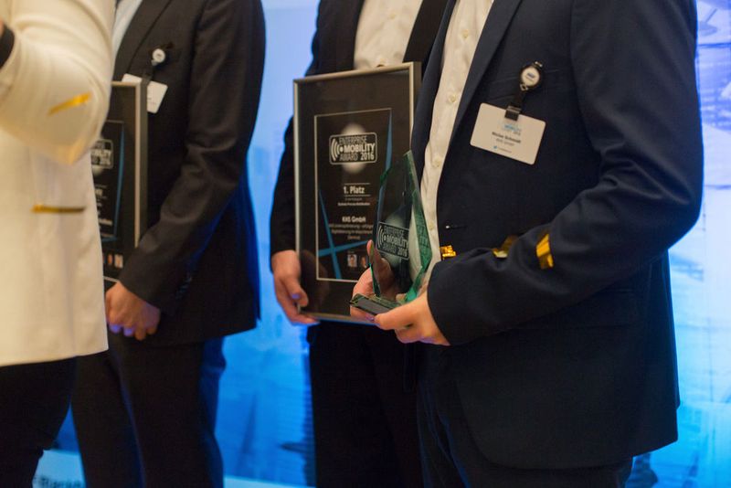 Insgesamt 30 Bewerbungen erreichten die Jury um Philipp Hübsch (Leiter Channel Sales, media Test digital GmbH), Werner Nieberle (Geschäftsführer, Vogel IT-Medien), Dr. Carlo Velten (Managing Director, Chrisp Research) und Matthias Wessner (Principal Architect, Login Consultants) in diesem Jahr. (www.offenblen.de)