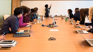 Meetings müssen nicht immer unproduktiv und langweilig sein. (Pexels)