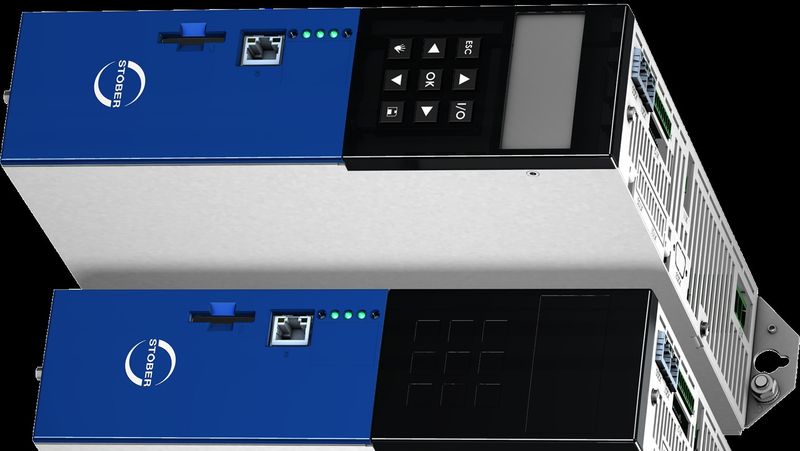 Der neue Antriebsregler SB6 ohne und mit Bedieneinheit. (Bild:  Stöber Antriebstechnik GmbH + Co. KG)
