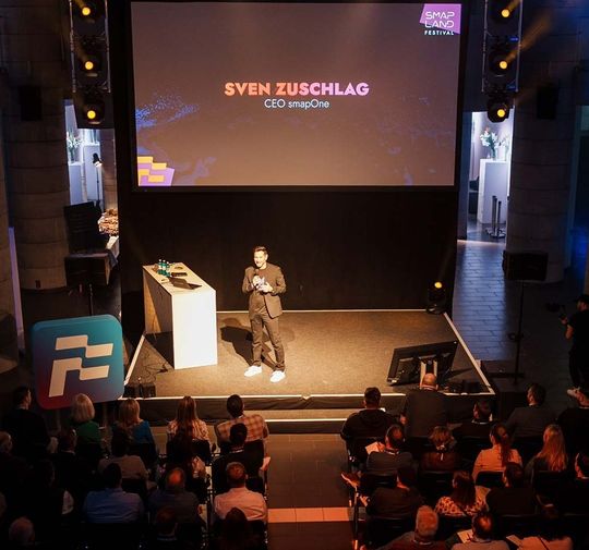 Sven Zuschlag, CEO von smapOne, wird auch auf dem diesjährigen smapLand Festival die Keynote halten.(Bild:  smapOne)