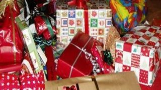 Der BME warnt: Achtung bei der Annahme von Geschenken im Berufsleben. (Bild: Sigismund von Dobschütz, wikipedia.de)