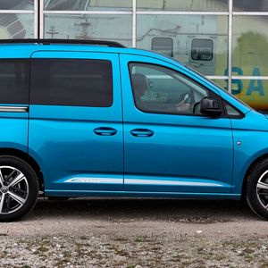 Der stärkste Diesel kommt zurzeit auf 90 kW/122 PS. Auch mit Erdgas-Antrieb wird es den Caddy geben.(Bild:  VW)