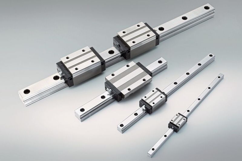 NSK zeigt auf der EMO 2023 die neue DH/ DS-Serie, die im Vergleich zu den bewährten NH/ NS-Linearführungen eine verdoppelte Laufleistung erreicht. (Bild: NSK Deutschland GmbH )