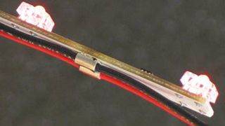 Der SMD-fähige Schneid-Crimp-Anschluss - Crimp IPC (Insulation Piercing Connector) - ist prädestiniert für Beleuchtungssysteme mit LEDs (Archiv: Vogel Business Media)