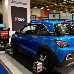 (Holz / »kfz-betrieb«)