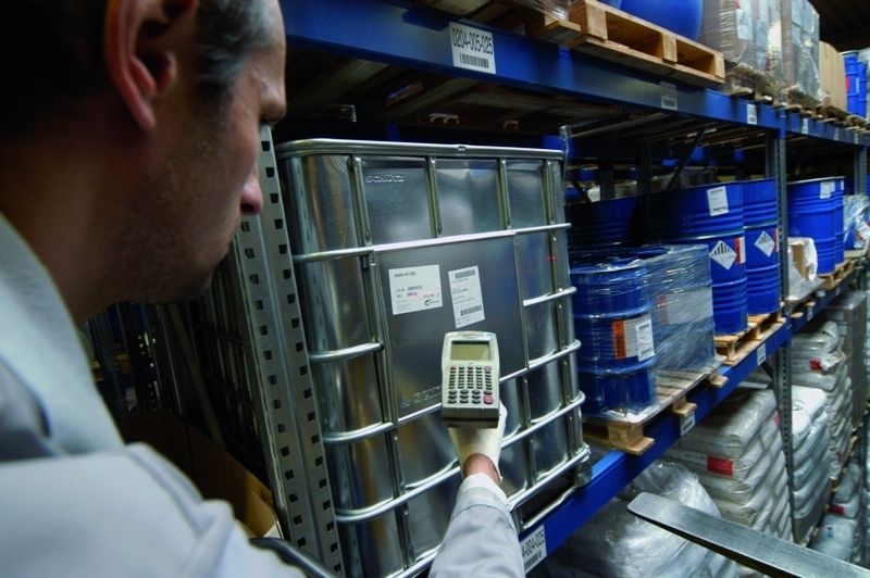 Für Rhein-Chemie lagert Pfenning die Roh- und Fertigerzeugnisse gemäß gefahrstoffrechtlicher Restriktionen und entsprechender Temperaturvorgaben der Hersteller. (Archiv: Vogel Business Media)