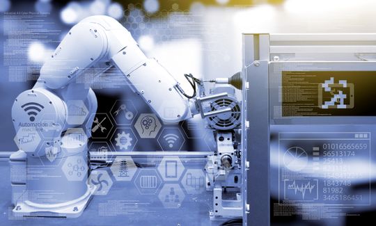 (Eine hochentwickelte digitale Fertigungssoftware kann bei frühzeitiger Anwendung Markteinführungszeiten drastisch verkürzen. Bild: Zapp2Photo/Shutterstock)