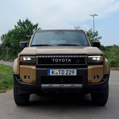 Wegen möglicherweise stark eingeschränkter Sicht nach hinten müssen unter anderem Land-Cruiser-Halter zur Partnerwerkstatt fahren.  (Bild: Rosenow – VCG)