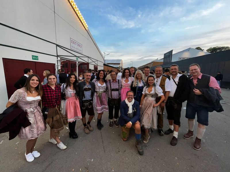 Der schweizer Distributor BOLL feiert mit seinen Herstellern und Partnern. (Bild: Vogel IT-Medien GmbH)