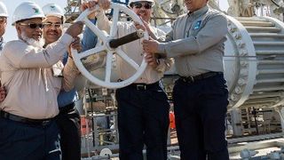 In the presence of Mr. Khalid G. Al-Buainain the Chairman of the Board Yasref celebrated the export of the first shipment. (Source: Yasref)