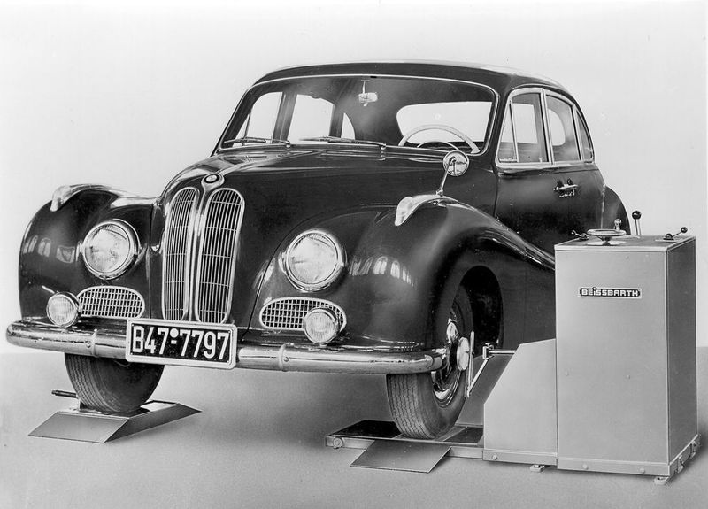 Vor über 50 Jahren begann Beissbarth rüstet Kfz-Betriebe mit moderner Werkstatttechnik auszurüsten.  (Foto: Beissbarth)