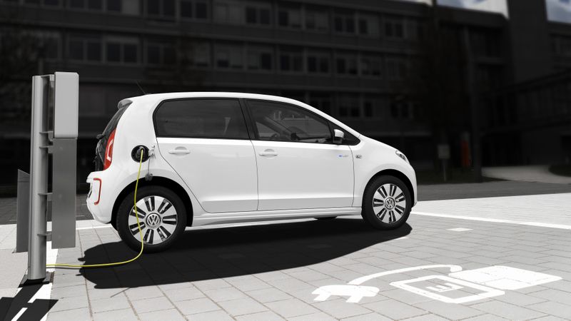 Die EU-Kommission will bezahlbare Kleinwagen fördern.(Bild:  Volkswagen)