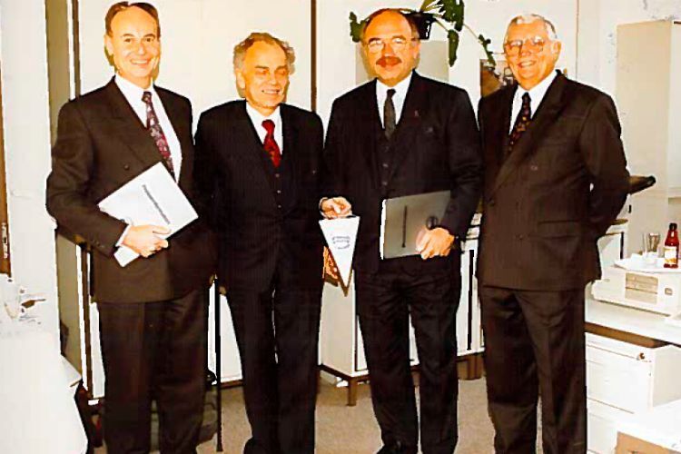 Standen der Presse Rede und Antwort: (v.li.) Walter Stoy, Edgar Perduß, Bernhard Enning und Werner Knief. (Foto: Promotor)