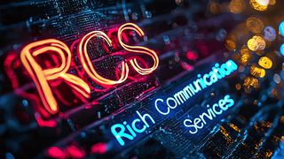 rcs-rich-communication-services-as-photo-family-adobestock-999x562v1 (Bild: © AS Photo Family/stock.adobe.com)