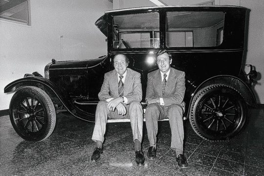 Die Väter der jetzigen Generation: Hans-Jürgen (li.) und Peter Krüll. (Archiv: Vogel Business Media)