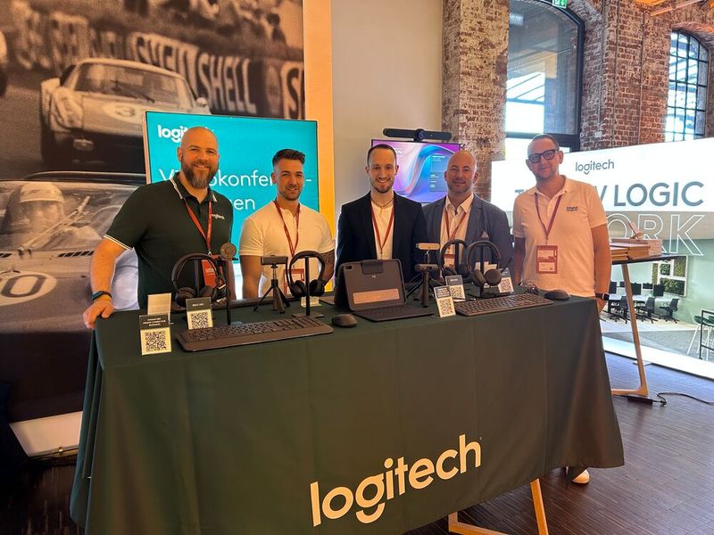 Über die Produkte von Logitech informierten (v. l.) Benedikt Baumgartner, Marc Reinhold-Invidia, Rico Drechsel, Markus Weinberg und Patrik Küpper (Littlebit).  (Bild: Vogel IT-Medien)