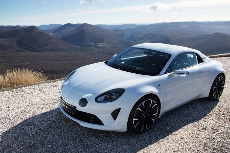 Anfang 2016 hat Renault das neue Alpine-Modell als seriennahe Studie gezeigt. (Renault)