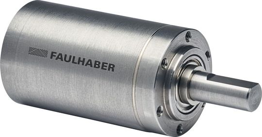 A compact "BX-4" motion control system, consisting of an electric motor with integrated motion controller, is used to align the propellers and thus stabilize the position of the airships.(Image: Faulhaber)