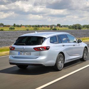 (Opel)