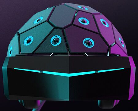 VR-Helm für Erlebnisse in der virtuellen Welt. Das futuristische Design wurde aus Zeitgründen additiv gefertigt. (Bild: TOM AYTON // AYTONLAB | Mack Next / Purmundus Challenge)