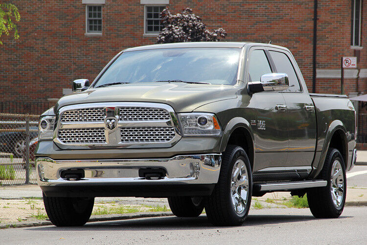 ... die Chrysler-Tochter Ram landet mit ihrem Pick-up auf Rang drei (439.789 Einheiten). (Foto: ampnet/Meiners)