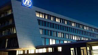 Düstere Stimmung bei ZF in Friedrichshafen! Im Vergleich zu 2023 steht für das vergangene Jahr ein finanzieller Verlust von rund einer Milliarde Euro in den Büchern ... (Bild: ZF)