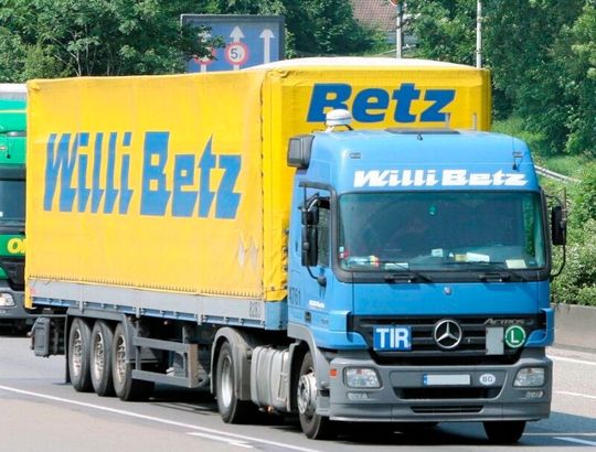 Die Spedition Betz International, Tochterunternehmen von Willi Betz (siehe Lkw-Design), hat zwar viele Aufträge in den Büchern, musste aber jetzt Insolvenz anmelden ...(Bild:  Betz International)