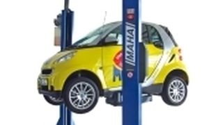 Mit der Hebebühne Typ HL III lassen sich Kleinwagen und Transporter anheben. (Archiv: Vogel Business Media)