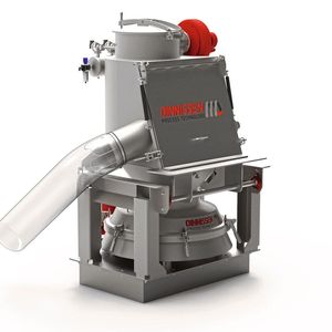 Dinnissen präsentiert die neue kippbare Dima Sackentleerer, die leicht von einer einzigen Person bedient werden können.(Bild:  Dinnissen)