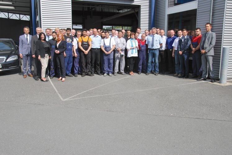 Die Mannschaft des Autohauses in Hagen steht hinter dem Economy-Konzept. (Foto: Wenz)