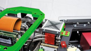 Bei der modellbasierten Montageprüfung werden die digitalen Solldaten montierter Bauteile mit dem realen Ergebnis durch eine Software miteinander verglichen. Fehler werden unmittelbar erkannt. (Bild: Fraunhofer IFF)