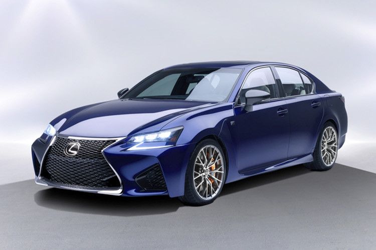 Große Lufteinlässe in der Front kennzeichnen die Rennsport-Affinität. (Foto: Lexus)