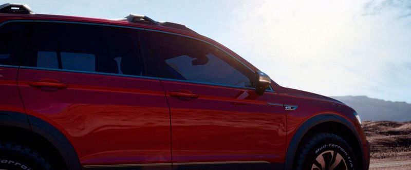 Der Tiguan GTE Active Concept: Das auf der NAIAS in Detroit vorgestellte Hybrid-SUV hat 235 kW Systemleistung und eine elektrische Kardanwelle.  (Volkswagen AG)