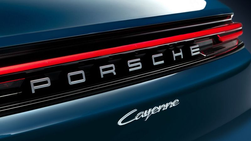 Porsche bietet neben einer Basisversion auch einen E-Hybrid an. (Bild: Autoren-Union Mobilität/Porsche)