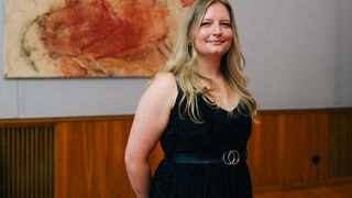 Dr. Francesca Schenkel und Kolllege Dr. Louis Becker haben jüngst den Gebrüder-Eickhoff-Preis entgegennehmen dürfen. Schenkel für eine neue Art der Branddetektion und Becker für die Verbesserung von Stahl für den 3D-Druck. Hier die Details zu den prämierten Dissertationen ... (Bild: RUB / Kramer)