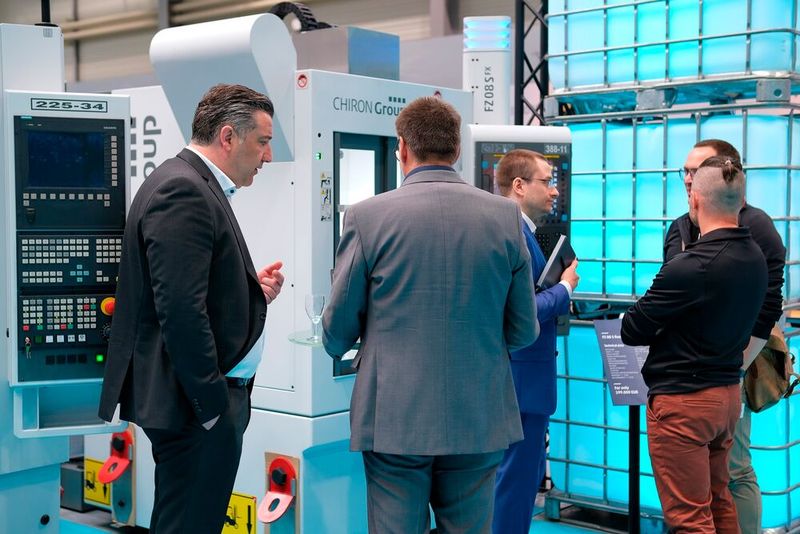 Chiron verspricht verlässliche, praxisbewährte Fertigungstechnologie. Zu attraktiven Preisen präsentierte das Unternehmen seine Maschinen in der Exclusive Outlet Area. (Bild: Chiron)